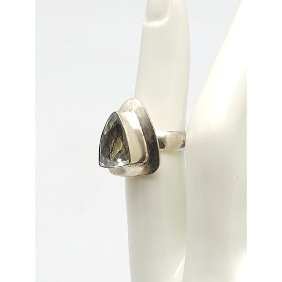 Geometric Triangle Gray Tourmaline Silver Plated Ring Size 6 Vintage - Picture 3 of 8